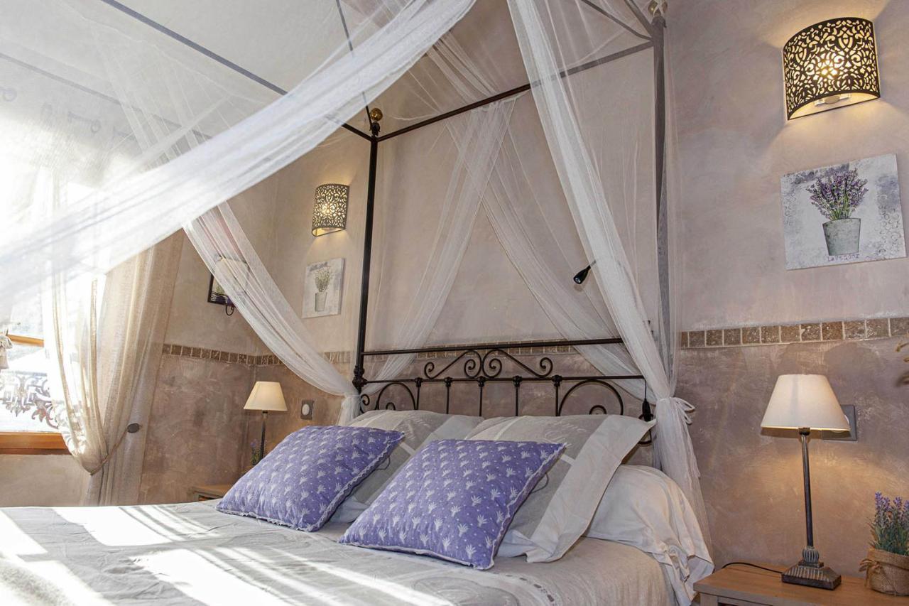 Mas Des Rabasses Bed & Breakfast Le Pontet  Luaran gambar