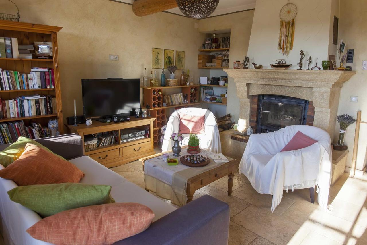 Mas Des Rabasses Bed & Breakfast Le Pontet  Luaran gambar