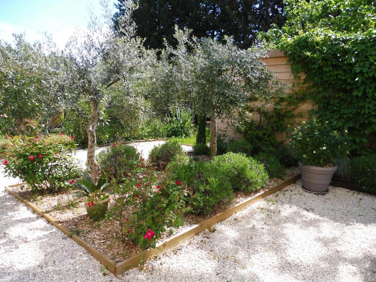 Mas Des Rabasses Bed & Breakfast Le Pontet  Luaran gambar